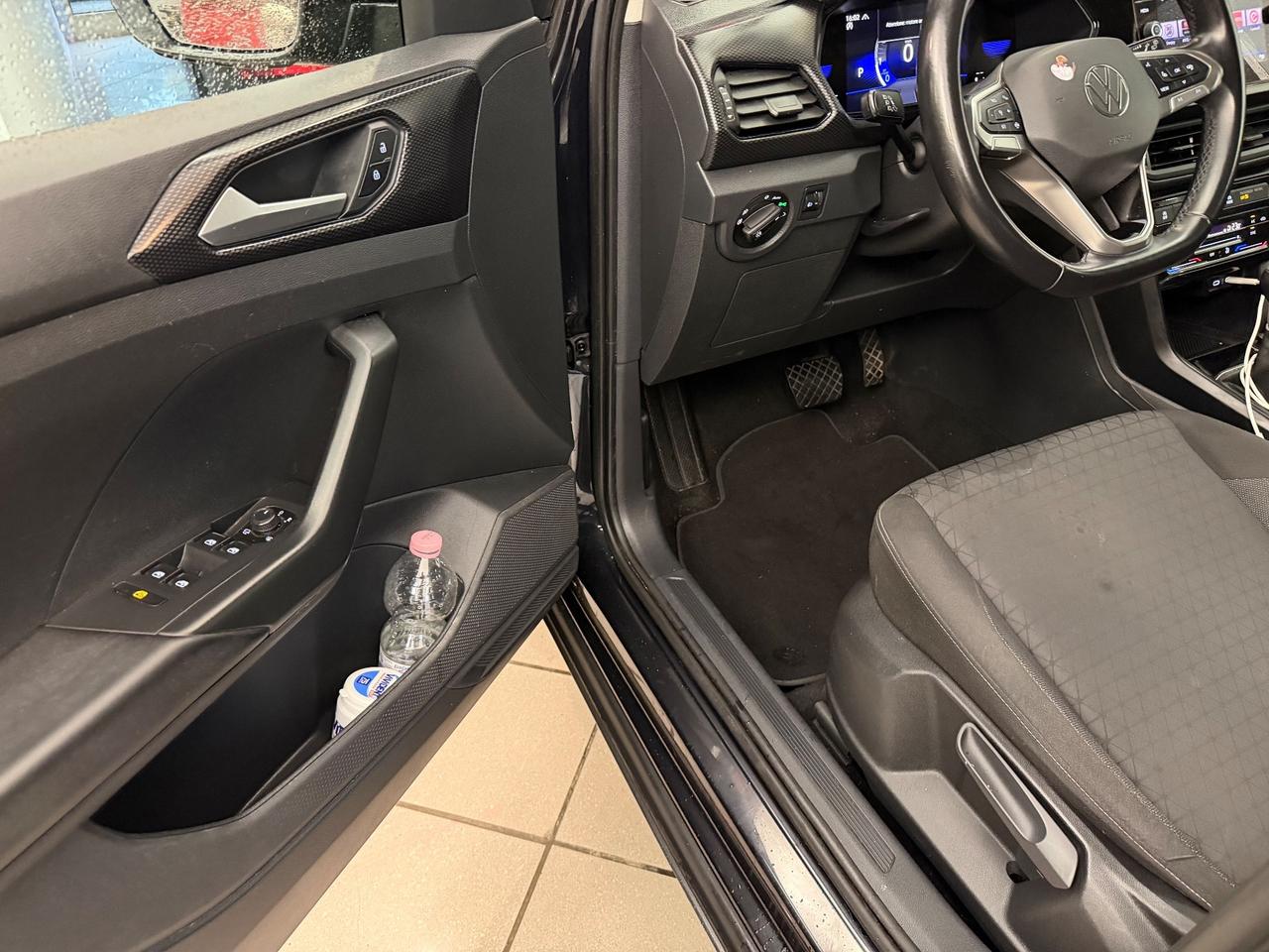 T-Cross 1.0 TSI 110 CV DSG Advanced R line