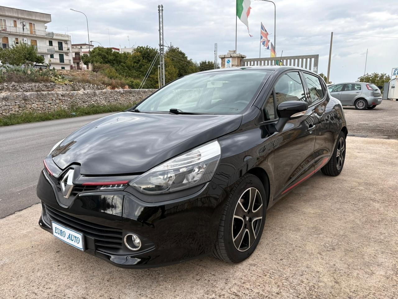 Renault Clio 1.5 dCi 8V 90CV Start&Stop 83gr 5 porte EcoBusiness