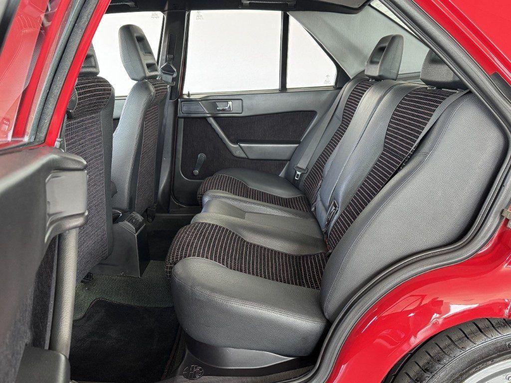 ALFA ROMEO 155 2.0i turbo 16V cat Q4 Sport