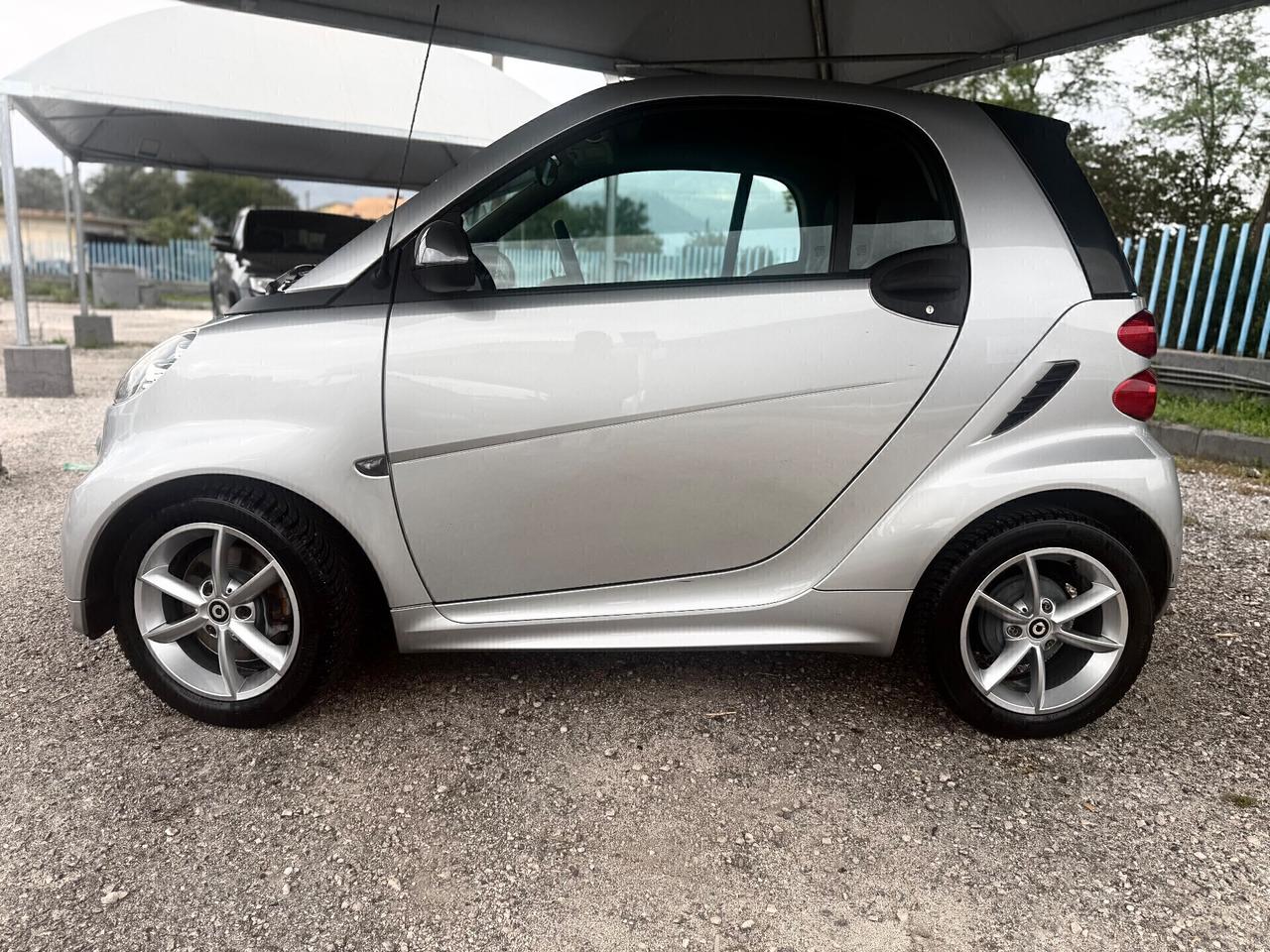 Smart ForTwo 1000 62 kW coupé passion