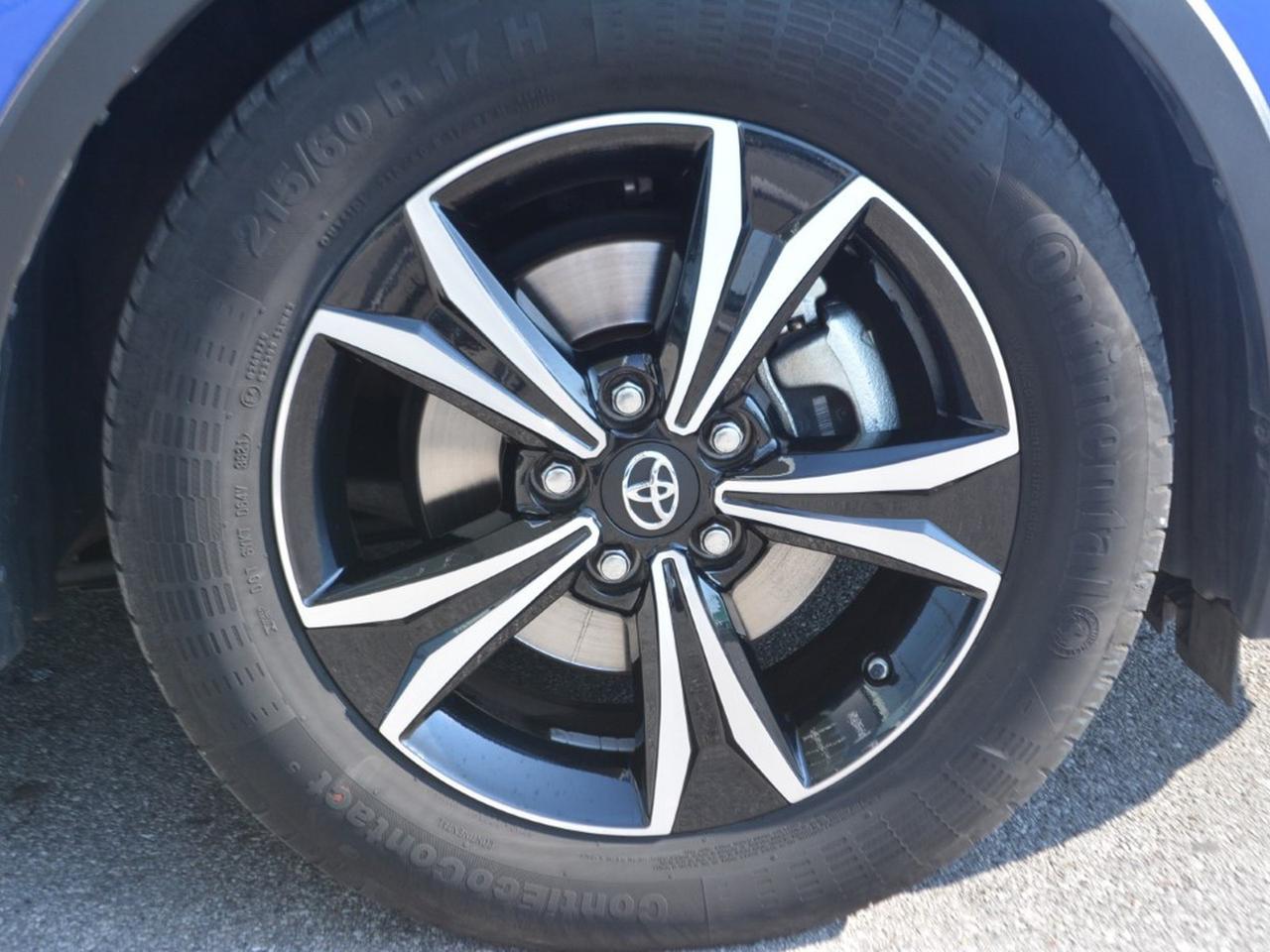 Toyota C-HR 1.8 hybrid business e-cvt