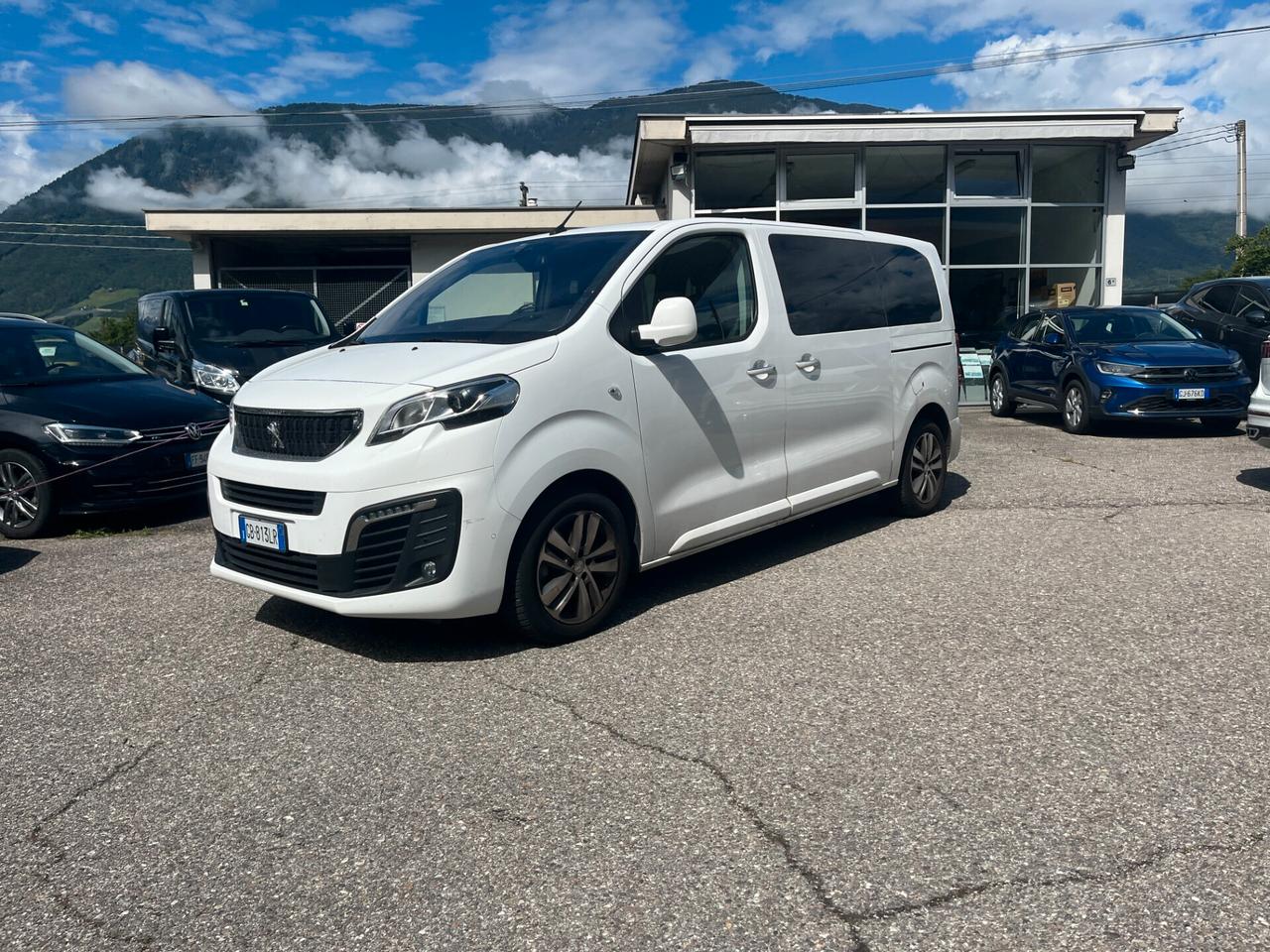 Peugeot Expert TRAVELLER ALLURE