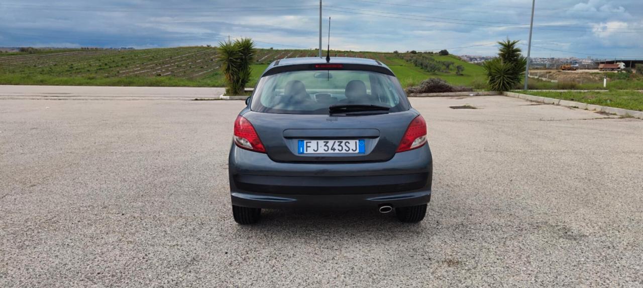 Peugeot 207 1.6 8V HDi 93CV 5p. Allure