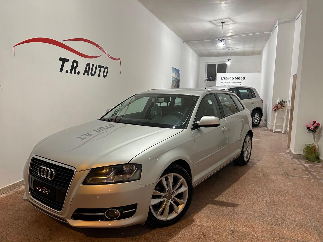 Audi A3 SPB 1.6 TDI 105 CV CR Ambition neopatentati
