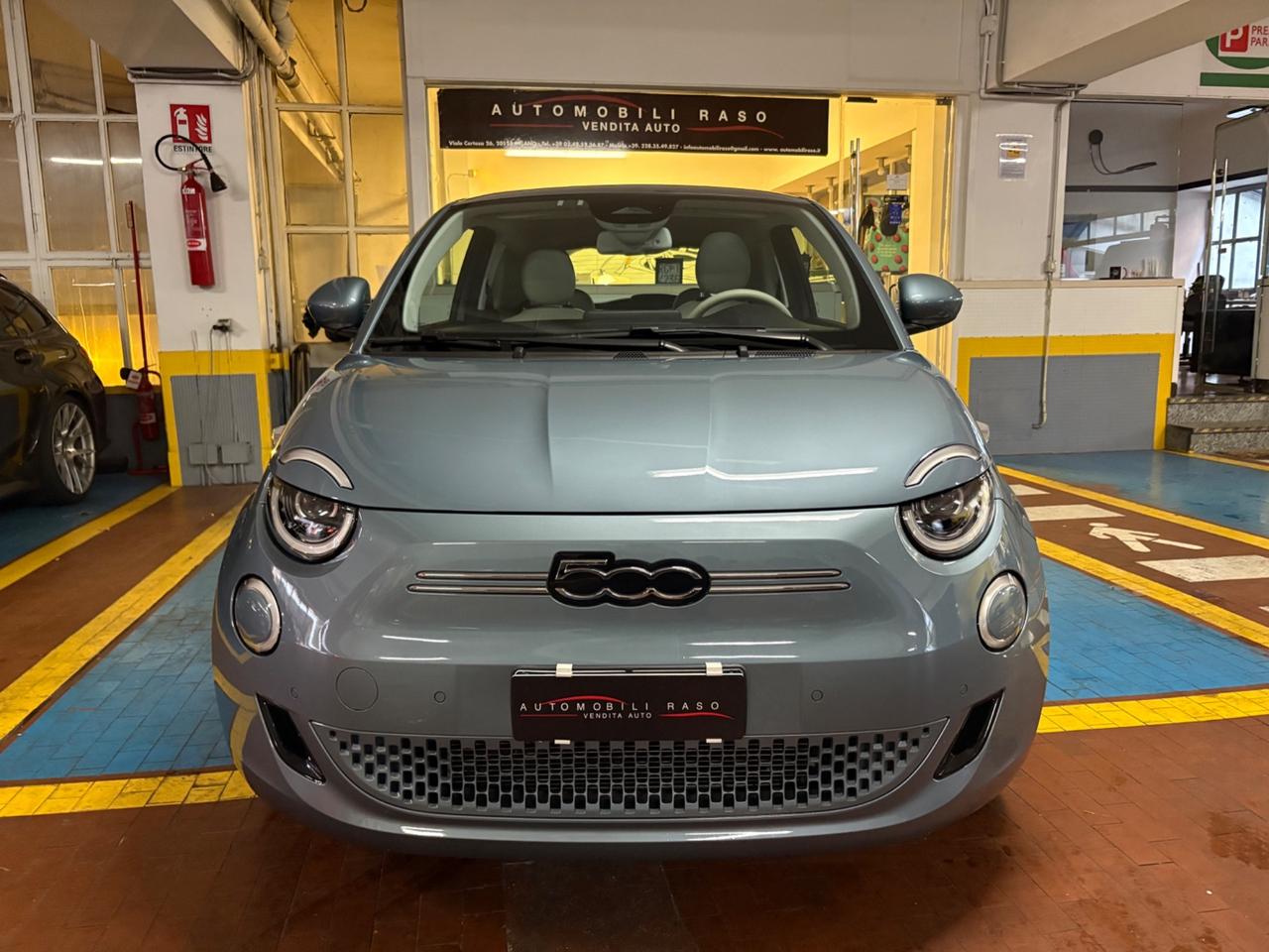 Fiat 500 500e Berlina 42 kWh La Prima NEOPATENTATI...!!!!!