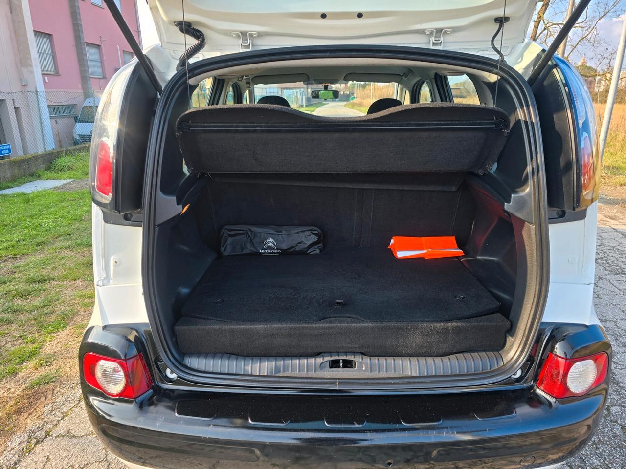 Citroen C3 Picasso 1.4 METANO NEOPATENTATI