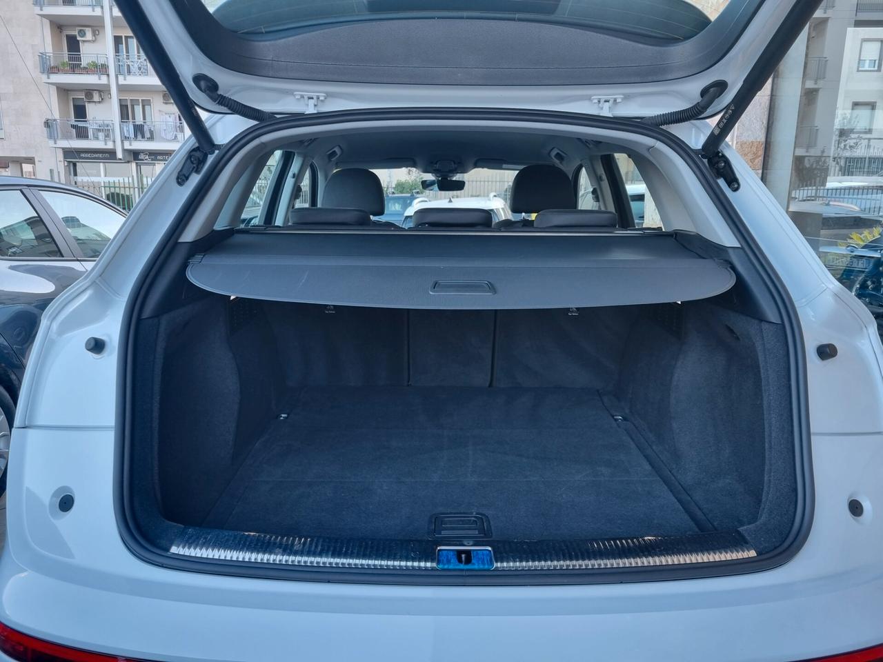 Audi Q5 35 TDI S tronic Business Advanced