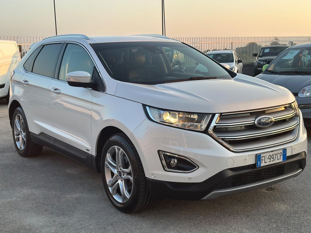 Ford Edge. 2017 2.0 Diesel 210 CV AWD AUT. Titanium
