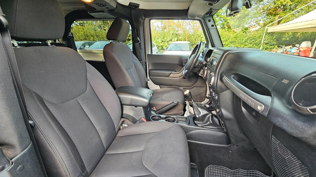 Jeep Wrangler 2.8 CRD DPF Sport