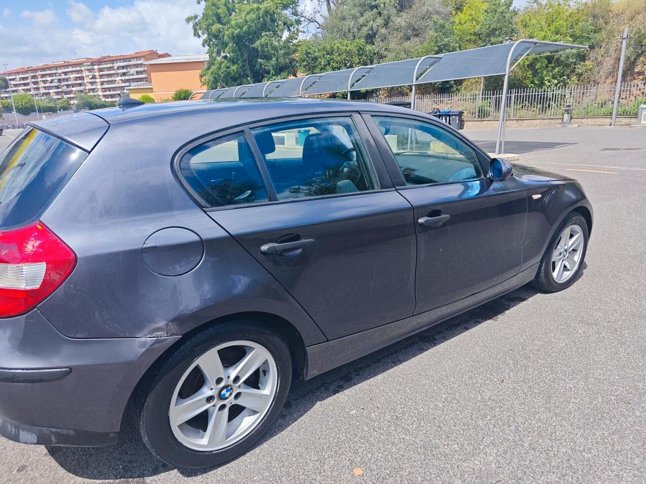 Bmw 118 118d cat 5 porte Eletta