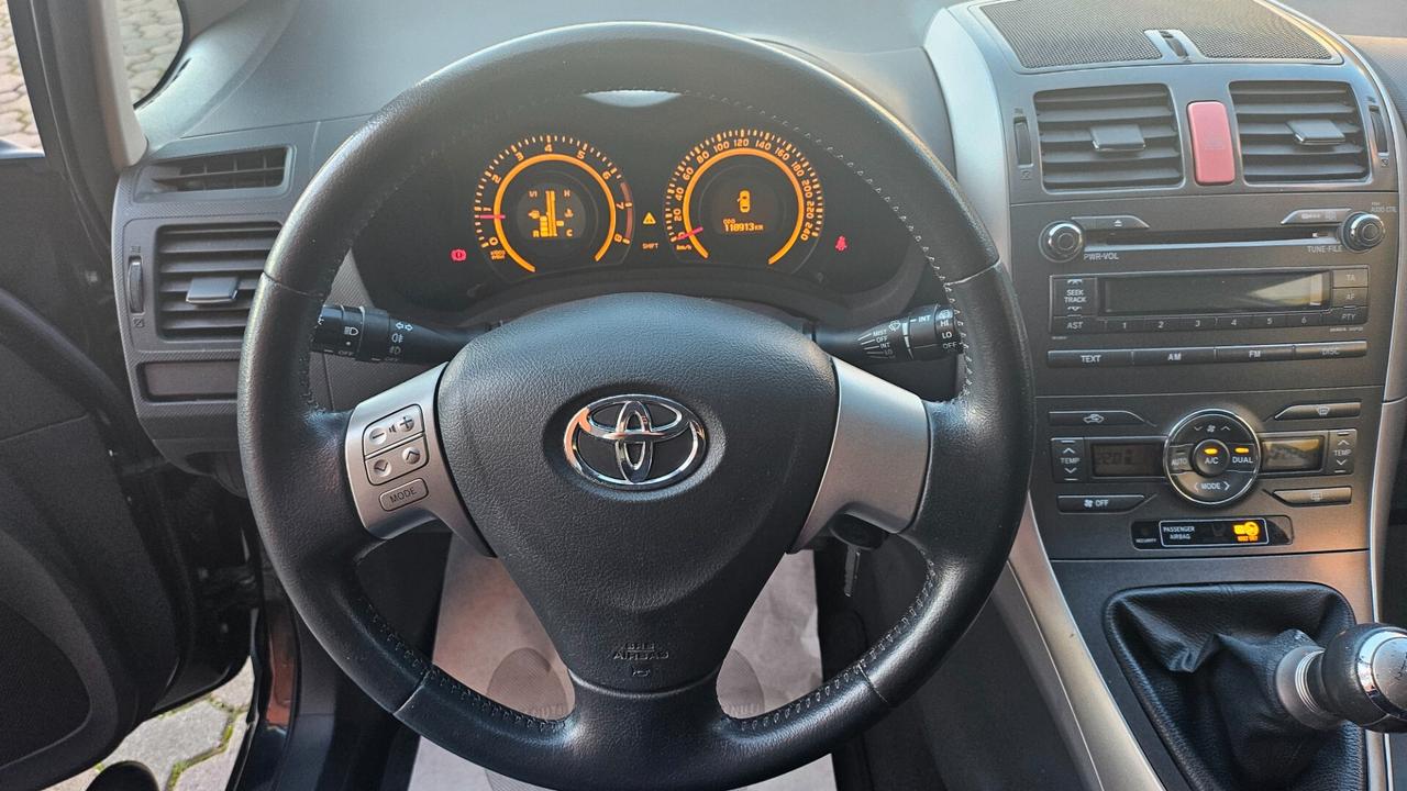Toyota Auris 1.4 5 porte Sol