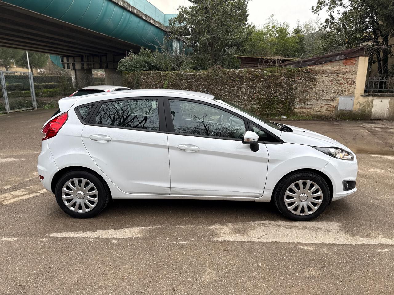 Ford Fiesta 1.5 TDCi 75CV 5 porte Business