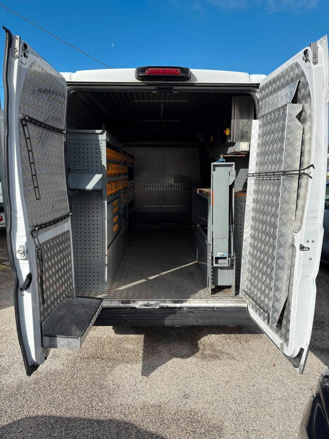 Fiat Ducato maxi 180cv officina mobile inverter 1200w