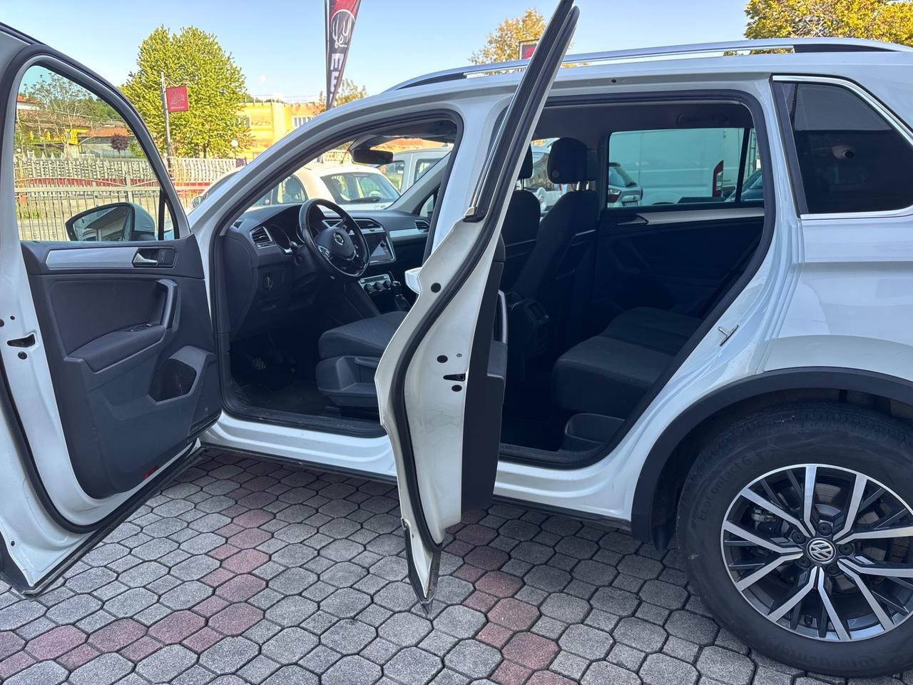 Volkswagen Tiguan 2.0 TDI SCR Business BlueMotion Technology