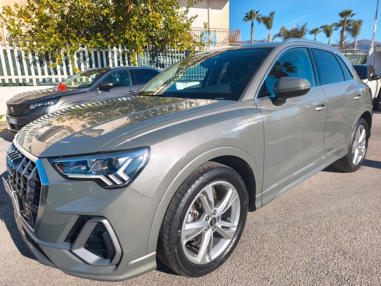 AUDI Q3 35TDI STRONIC SLINE EDITION