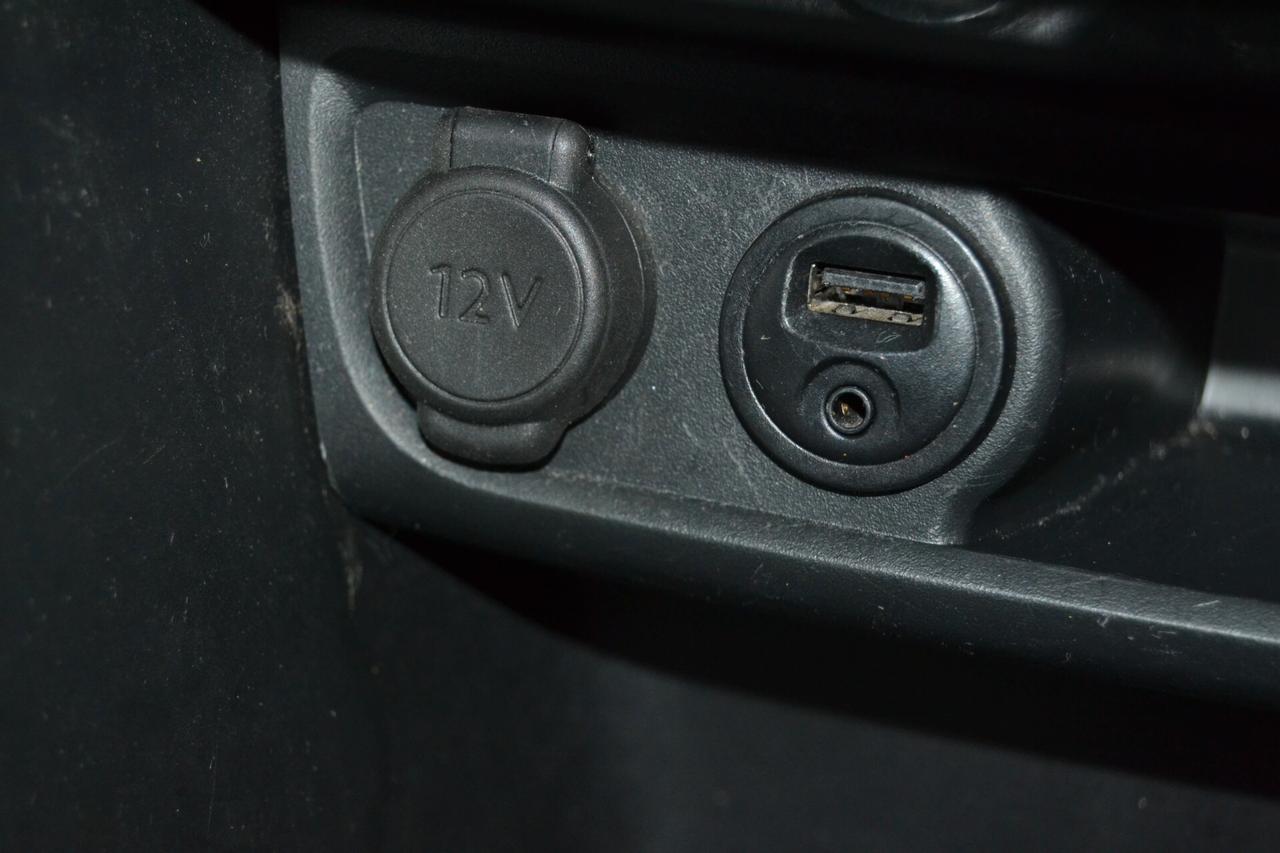 Peugeot 208 BlueHDi 75 5P Allure Navi/UniPRO/KMDOC