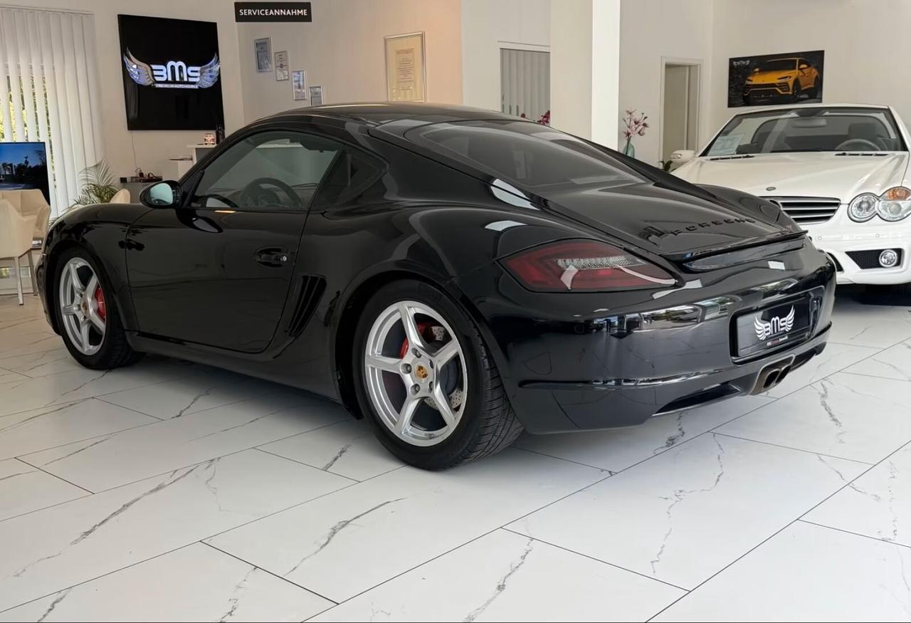 Porsche Cayman S 19 pollici. Fotocamera. Auto. Xenon