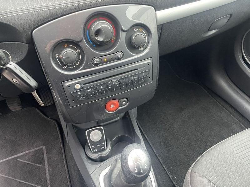 Renault Clio Clio 5p 1.2 tce Dynamique (20th) 100cv NEOPATENTA