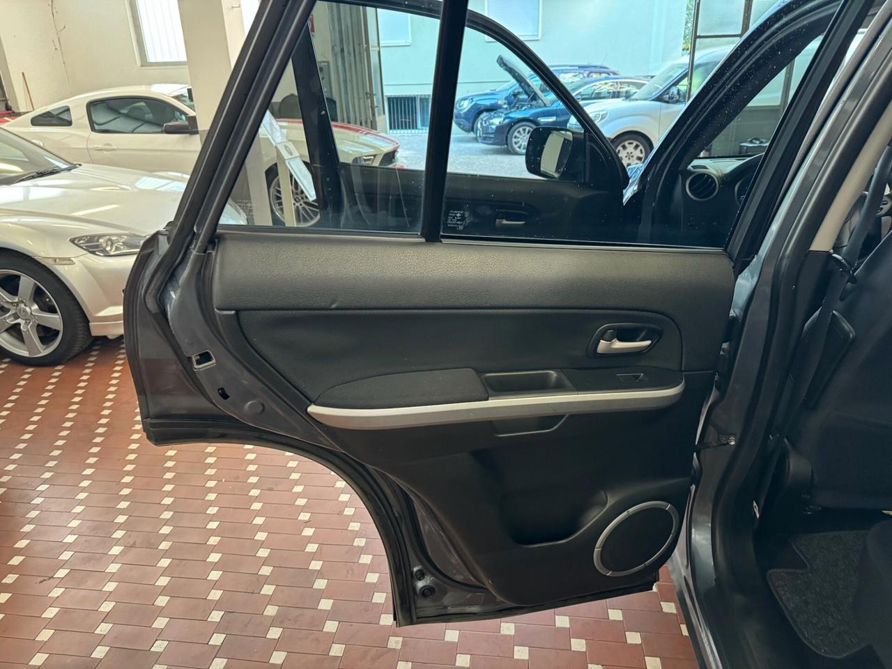 Suzuki Grand Vitara 1.9 DDiS 5 porte - UNICO PROPRIETARIO