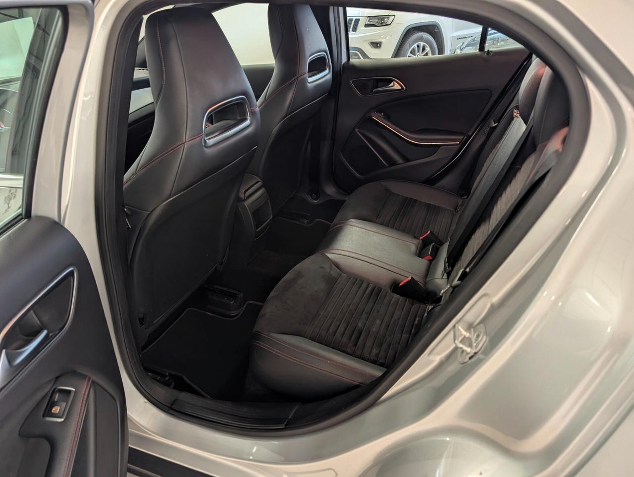 Mercedes-benz GLA 200 d Automatic Premium