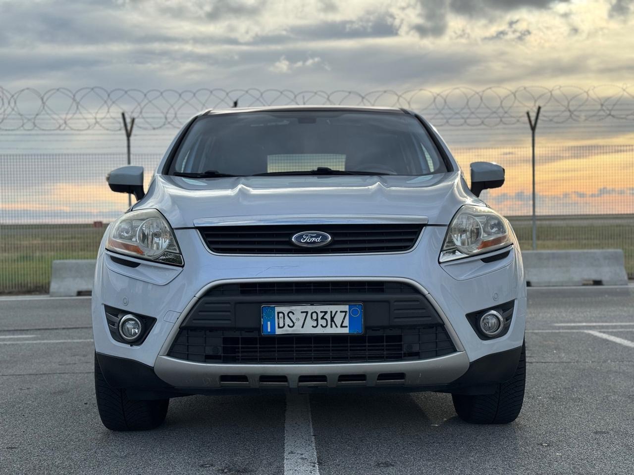 FORD KUGA 2.0TDCI 4WD TITANIUM 1 PRO 12 MESI DI GARANZIA