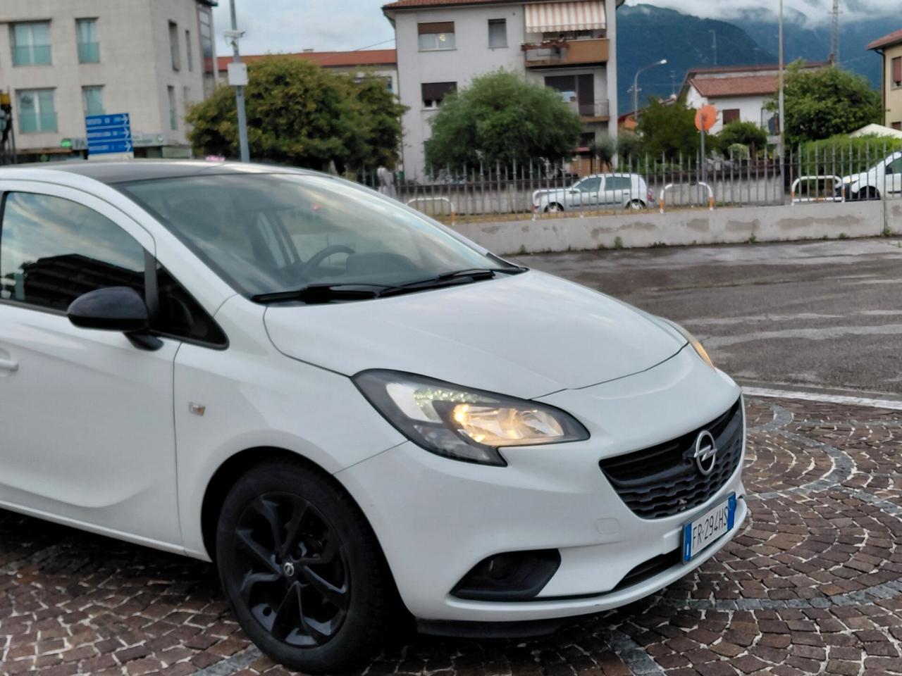 Opel Corsa 1.4 90CV GPL Tech 5 porte Innovation