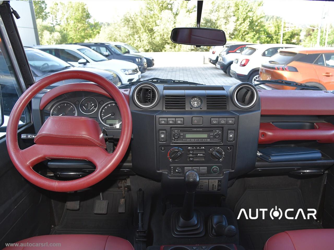 LAND ROVER Defender 110 2.2 TD4 Station Wagon
