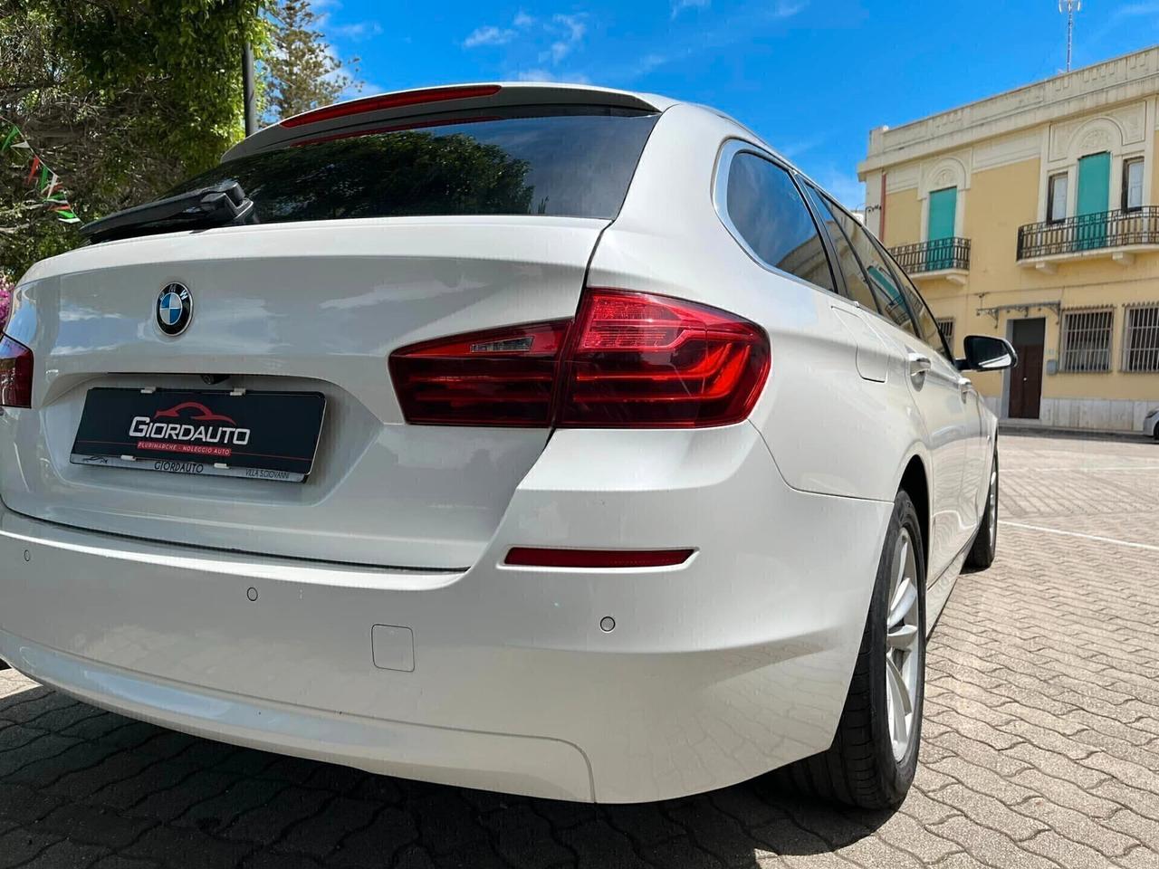 Bmw 520 520d xDrive Luxury