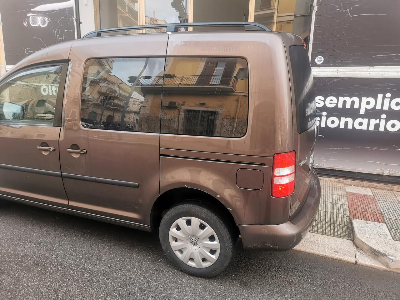 Volkswagen Caddy 1.6 TDI 102 CV 5p. TRENDLINE DOPPIA PORTA