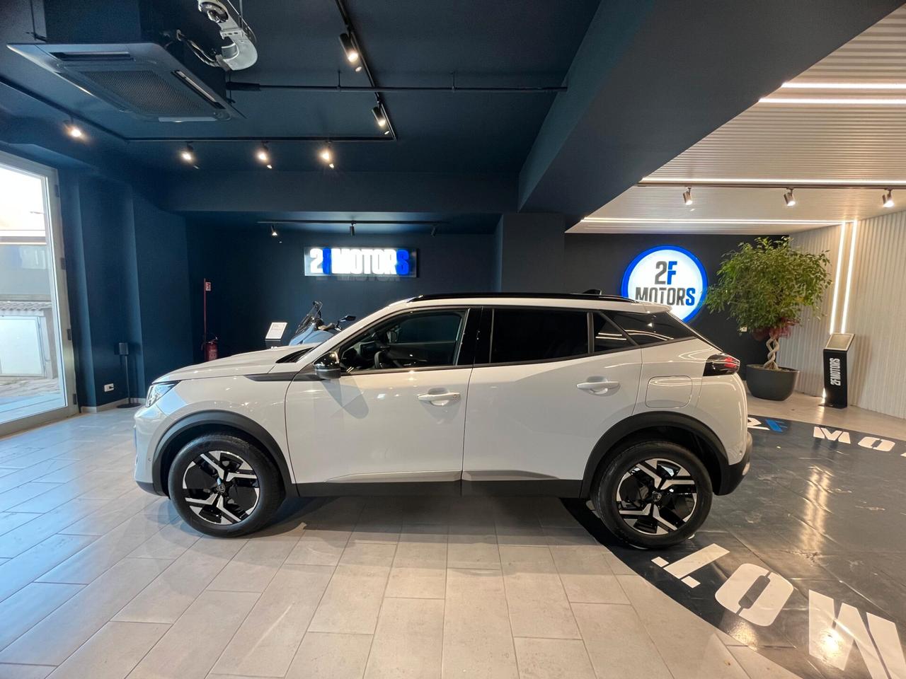 Peugeot 2008 PureTech 100 S&S Allure