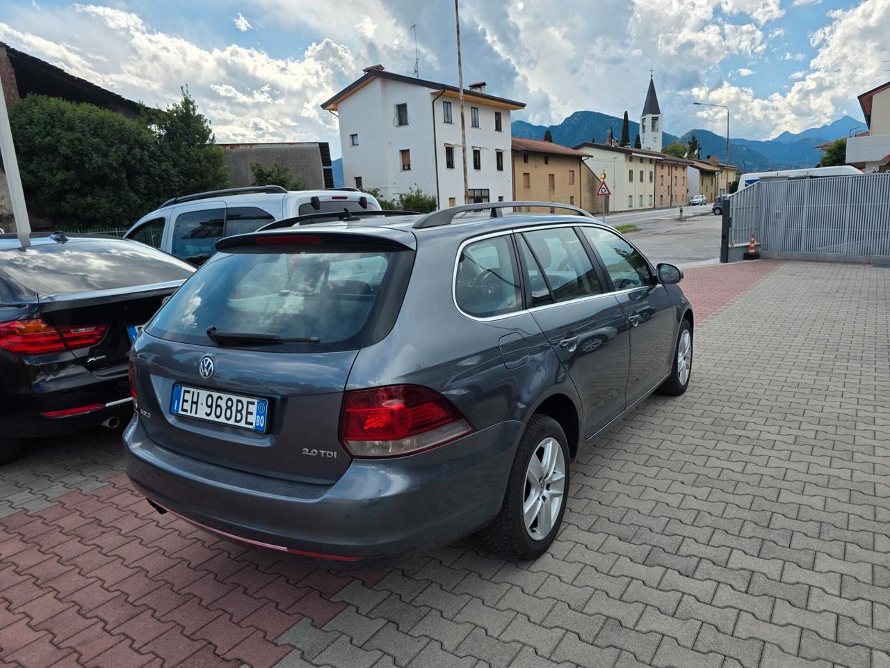 Volkswagen Golf Variant 2.0 TDI 140CV perfetta e garantita