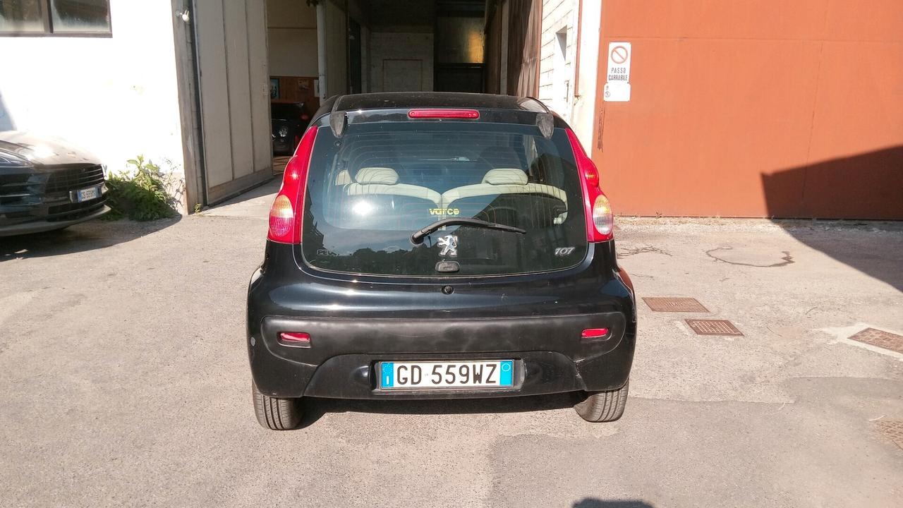 Peugeot 107 1.0 68CV 3p. Sweet Years