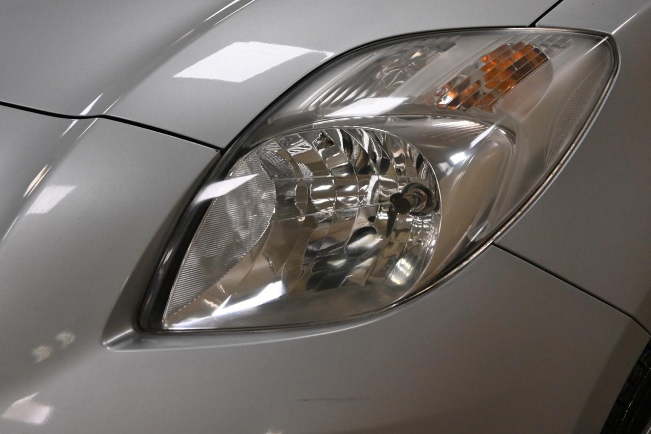 TOYOTA Yaris 2ª serie Yaris 1.0 5 porte