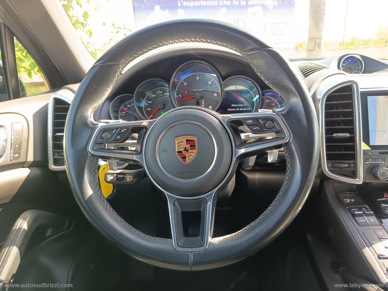 PORSCHE Cayenne 3.0 Diesel Platinum Edition