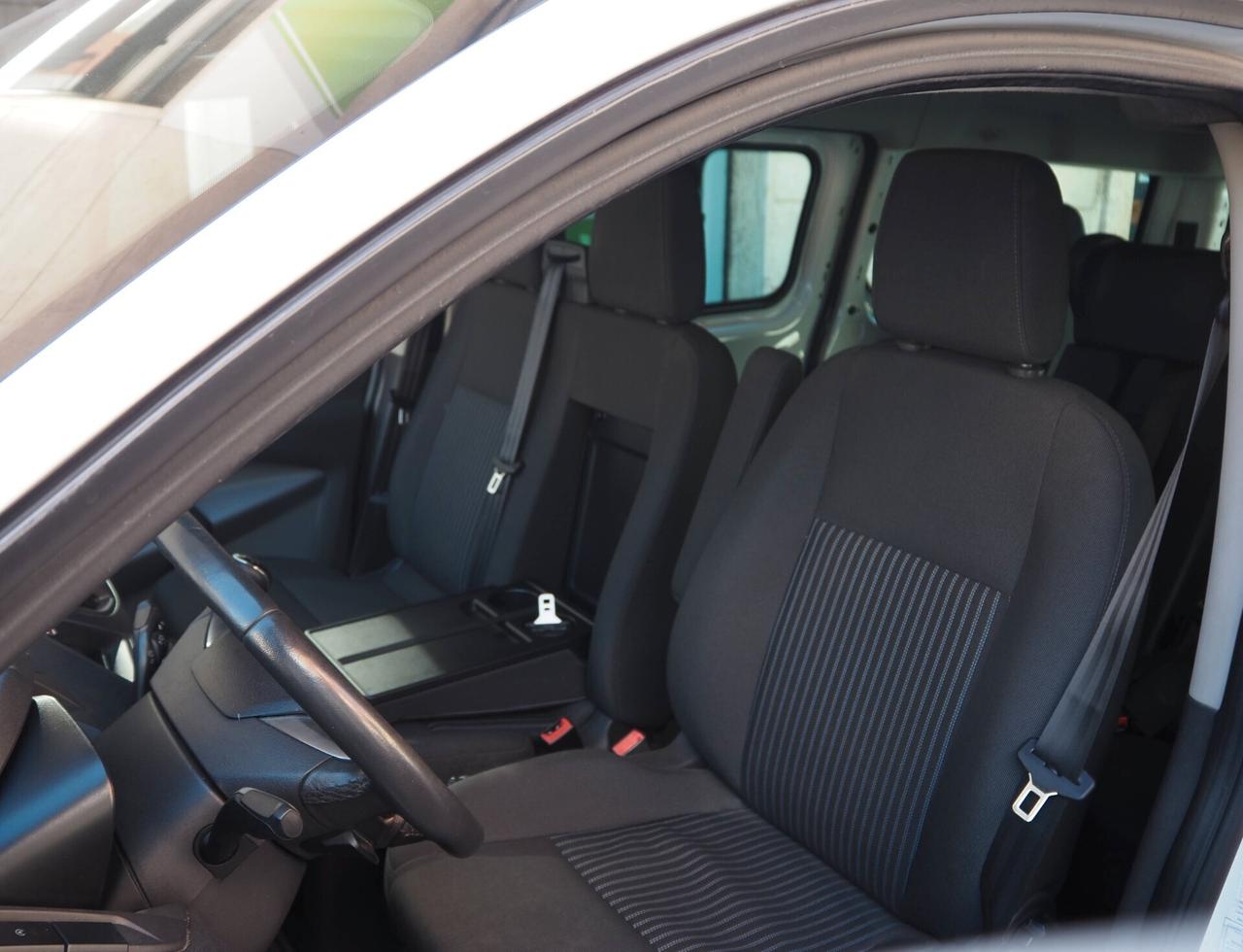 Ford Transit Custom •Trasporto Disabili• 9 Posti