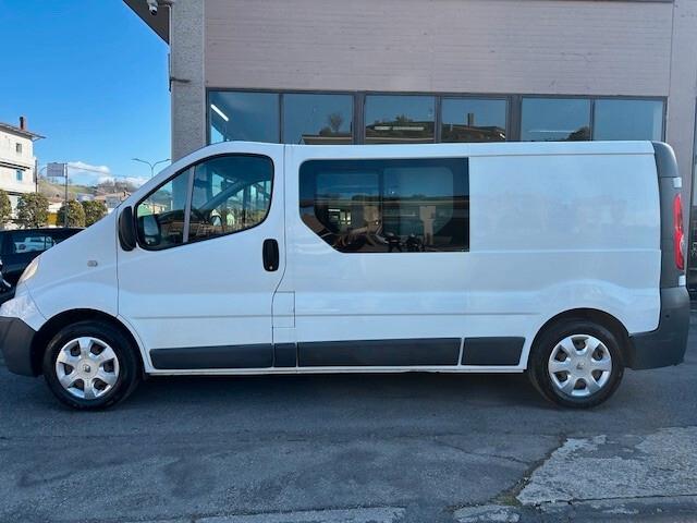 Renault Trafic T29 2.0 dCi/90 PL-TN-autocarro 6 posti