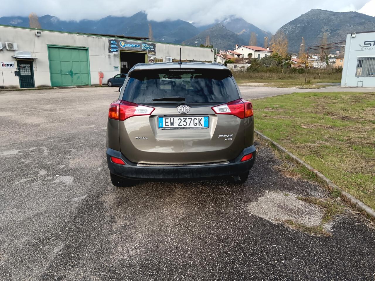 Toyota RAV 4 RAV4 2.2 D-CAT A/T 4WD Style