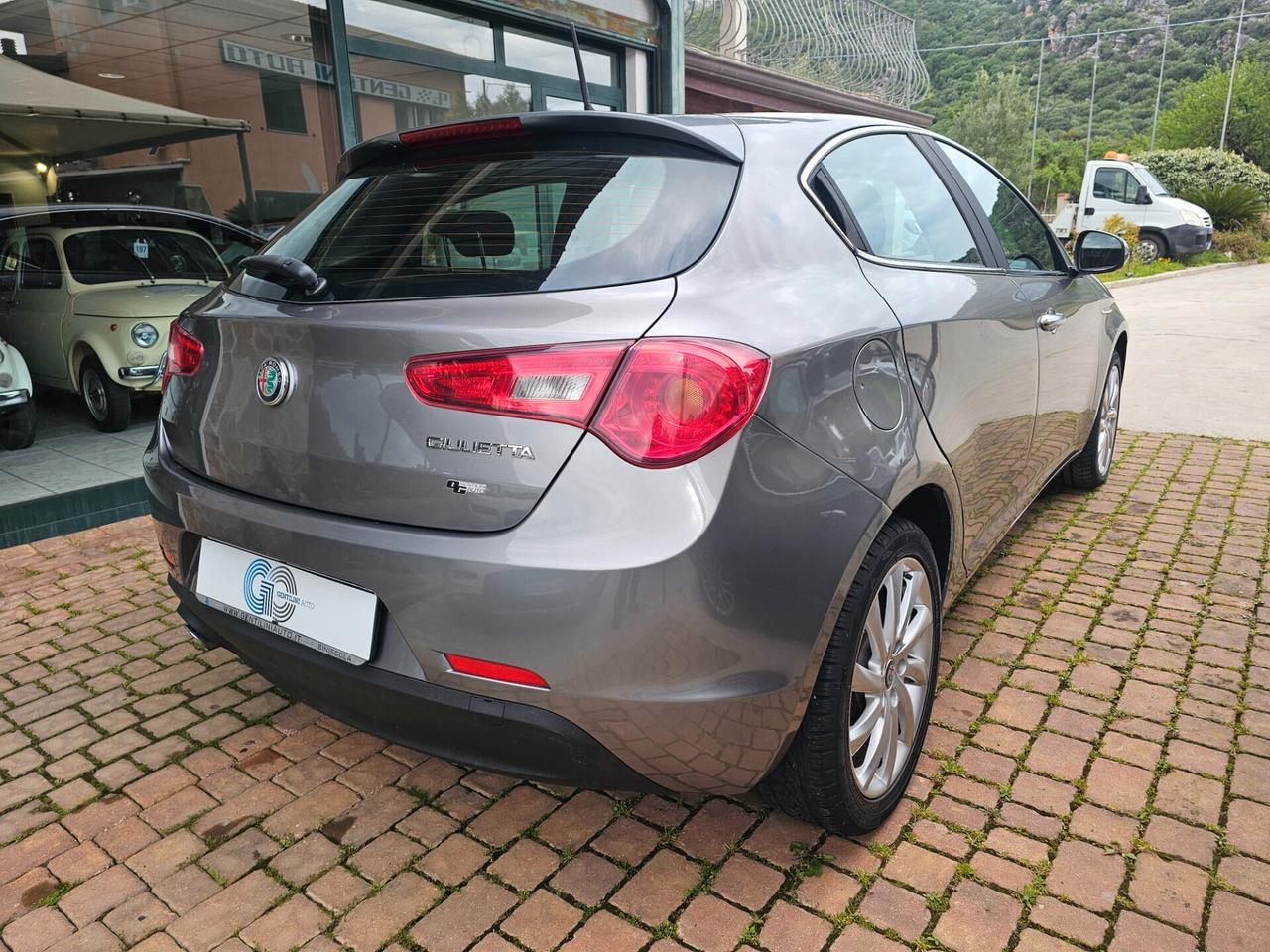Alfa Romeo Giulietta 1.6 JTDm-2 120 CV Distinctive