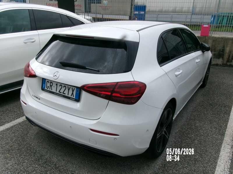 Mercedes-benz A 180 d VEICOLO IN ARRIVO