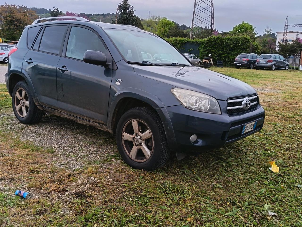 TOYOTA RAV4 2006 2.2 D-4D 177 CV Luxury PELLE NAVI CRUIS DA CONTROLLARE