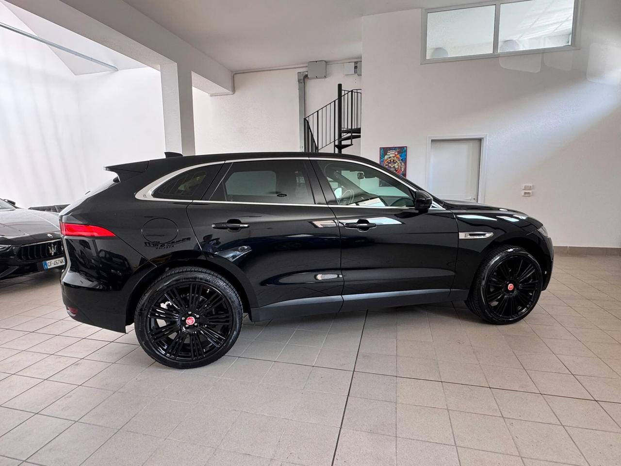 Jaguar F-Pace 2.0 D 180 CV AWD Prestige