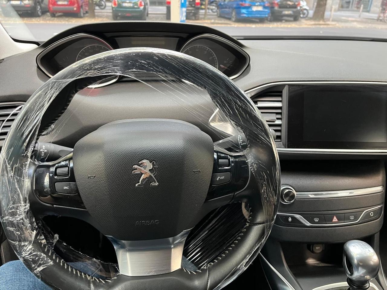 Peugeot 308 PureTech Turbo 110 S&S SW Active