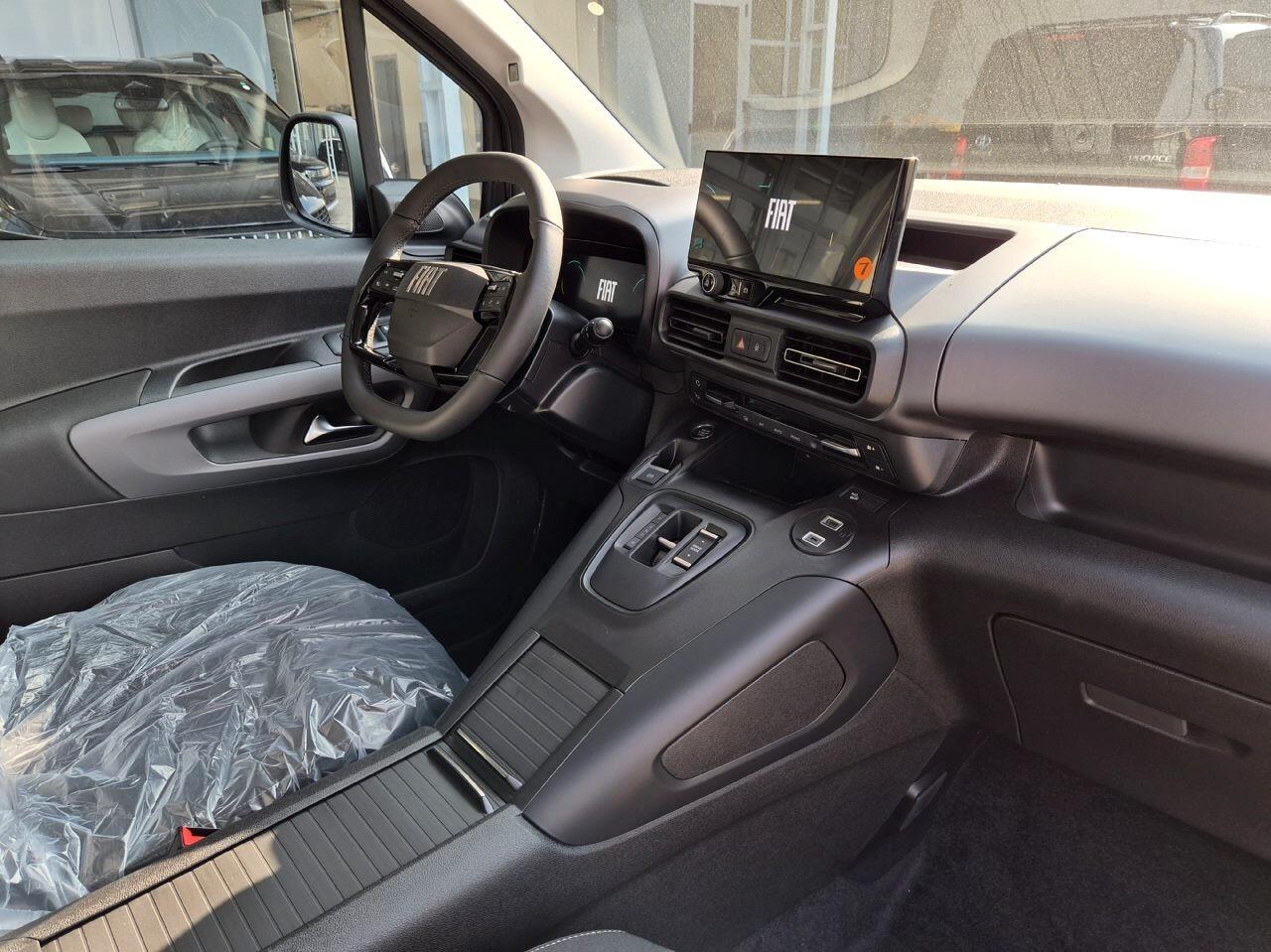 Fiat Doblo QUBO - Doblò 7 POSTI 1.5 d '' La Prima'' KM ZERO