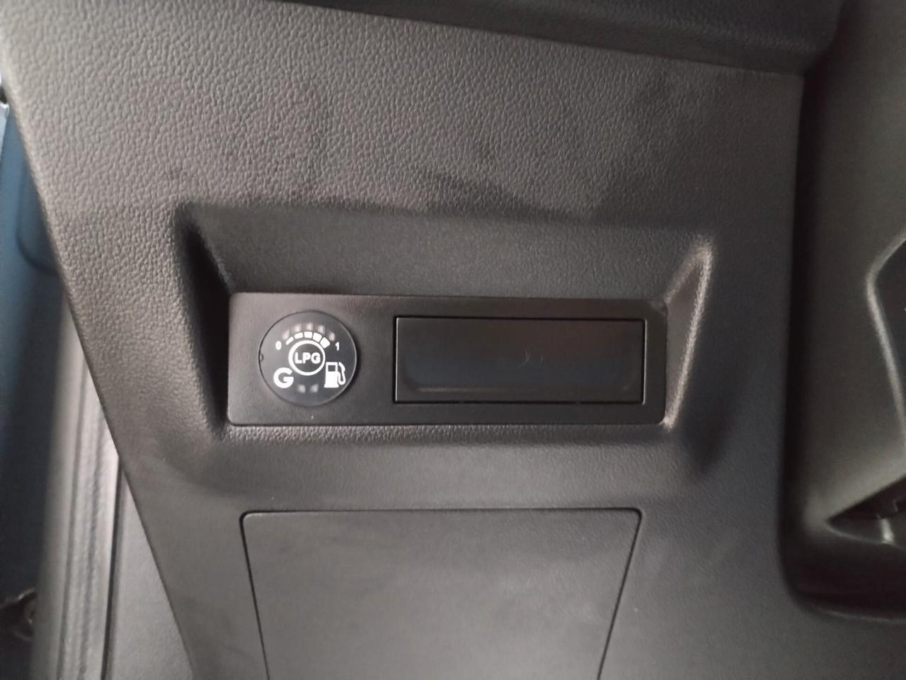 Renault Captur TCe 100 CV GPL Techno