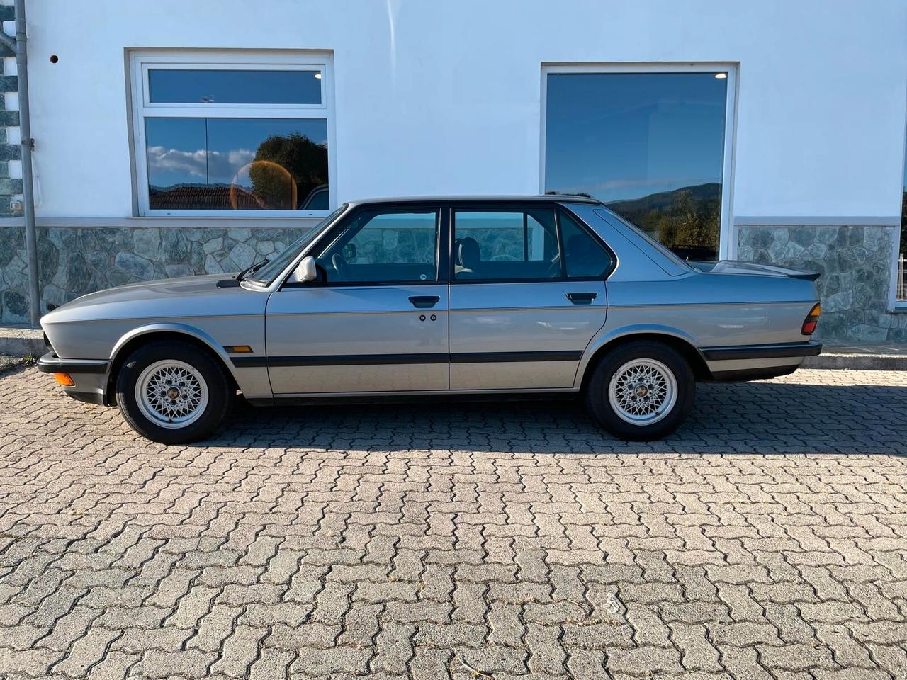 Bmw 520 i L