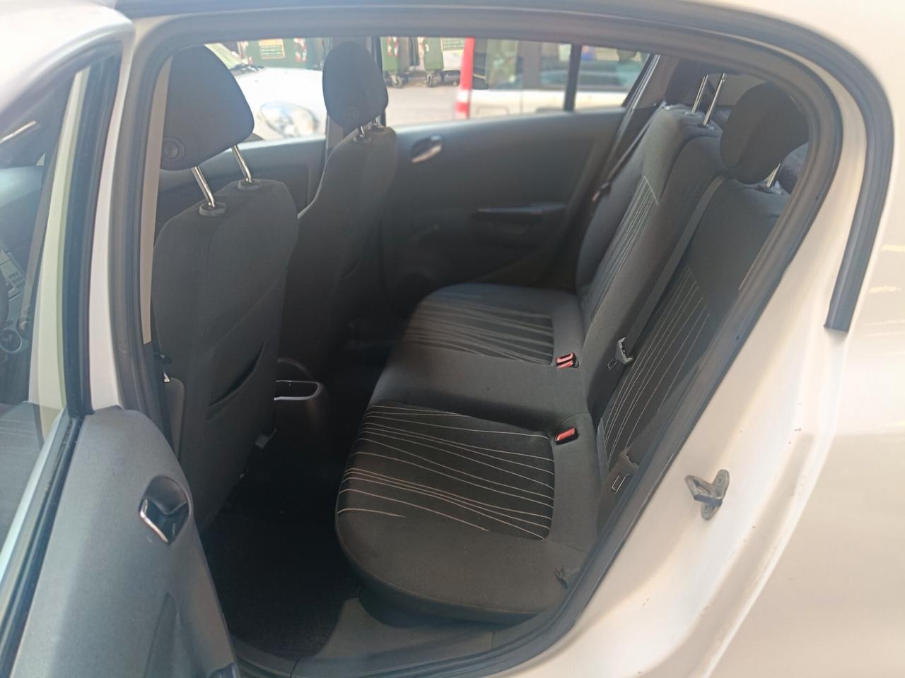 OPEL CORSA 1.2 GPL-NEOPATENTATI-Euro 3990