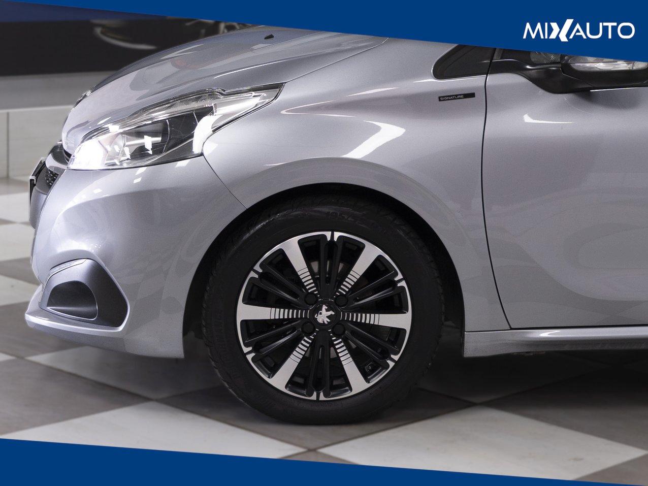 Peugeot 208 1.5 BlueHDI Signature 5 Porte S&S 100CV