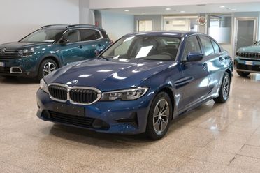 BMW 316D 122CV 6M. BUSINESS ADVANTAGE ( FARI LED - BMW DIGITAL COCKPIT - PELLE - NAVI - MIRROR - PDC )