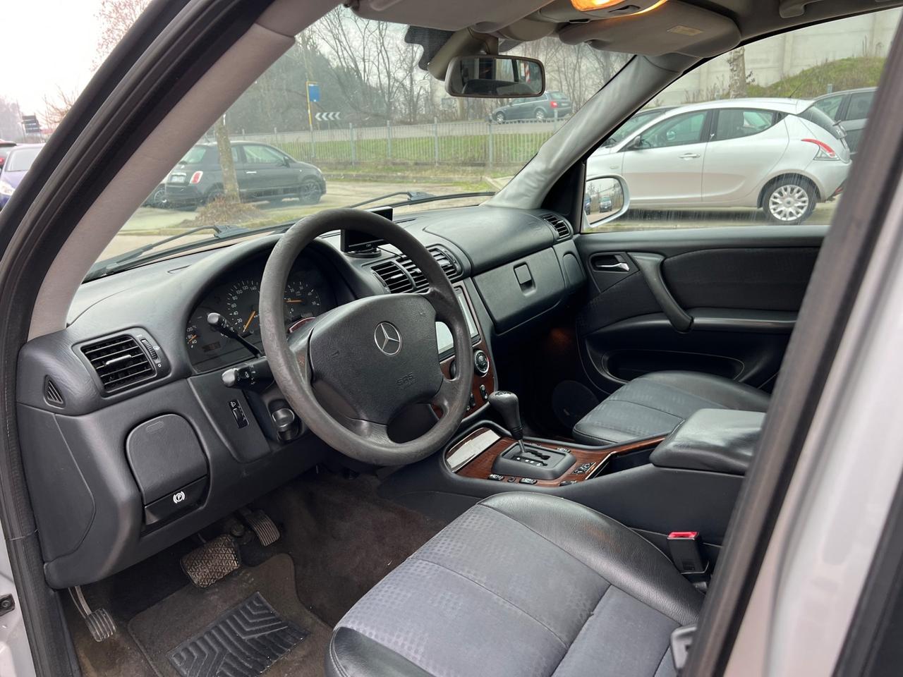 Mercedes-benz ML 270 turbodiesel cat CDI