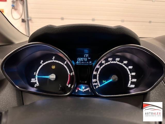 FORD - Fiesta 5p 1.5 tdci Black&White 75cv NEOPATENTATI